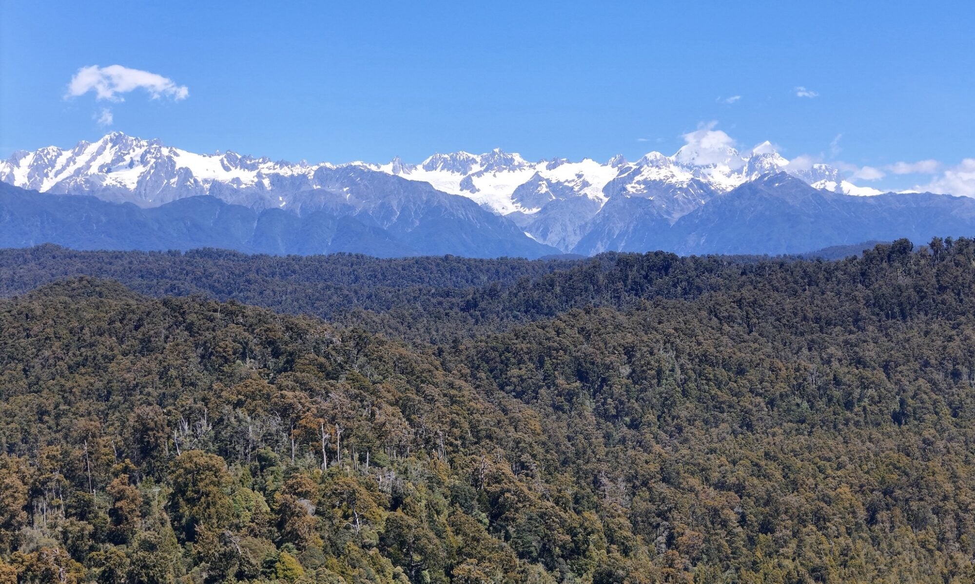 Tasman Travels touring New Zealand with their caravan